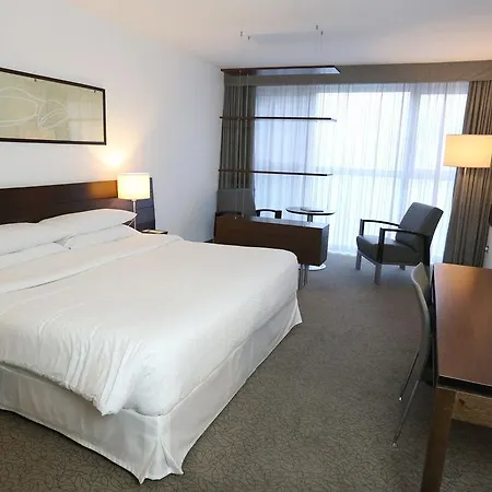 Four Points Sheraton 4*