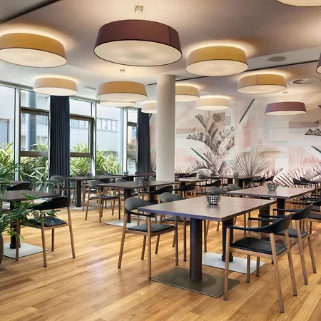 Hotel Four Points Sheraton 4*