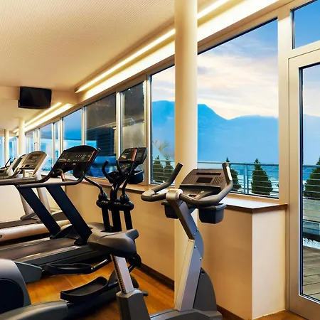 Four Points Sheraton Hotel 4*