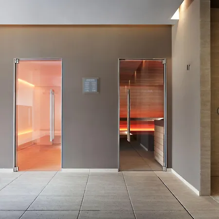 Four Points Sheraton Ξενοδοχείο 4*