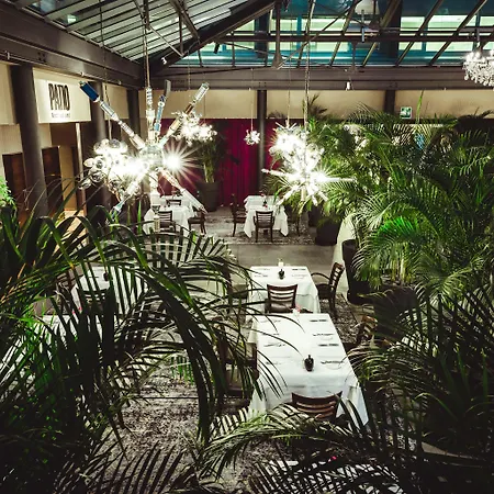 Four Points Sheraton Hotel 4*