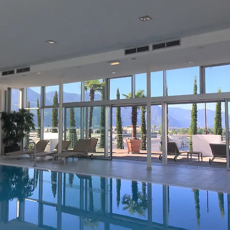 Four Points Sheraton Hotel 4*