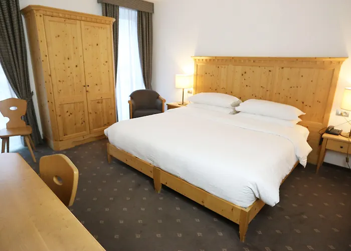 Four Points Sheraton Hotel 4*