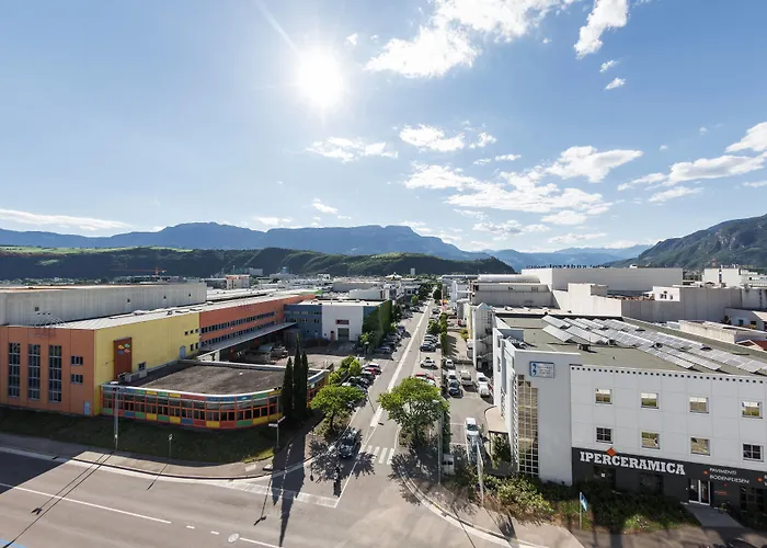 Four Points Sheraton Ξενοδοχείο 4*