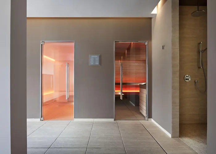 Four Points Sheraton Ξενοδοχείο 4*