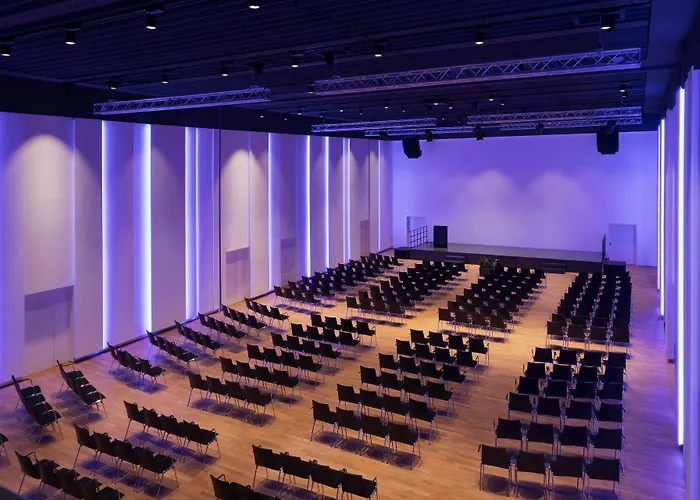 Four Points Sheraton Hotel 4*