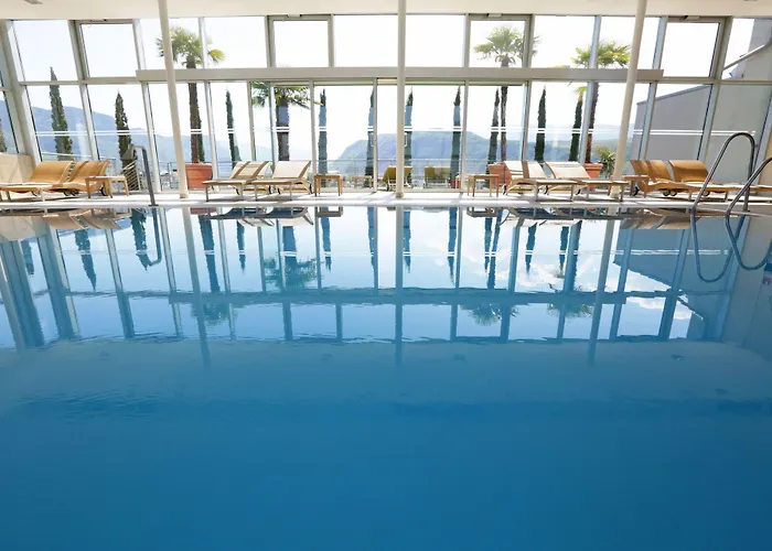 Four Points Sheraton Hotel 4*